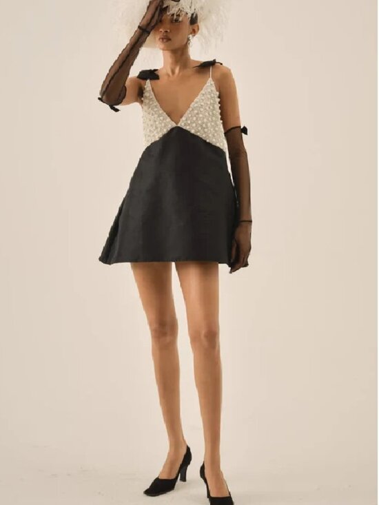 For Love And Lemons Dresses & Skirts - NEW $329 FOR LOVE AND LEMONS PEARLY BOW MINI DRESS IN BLACK SIZE S